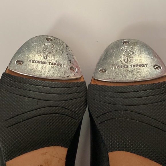 Bloch techno tap shoe. Size 10. Used. - Picture 6 of 8